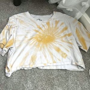 Hollister cropped tee